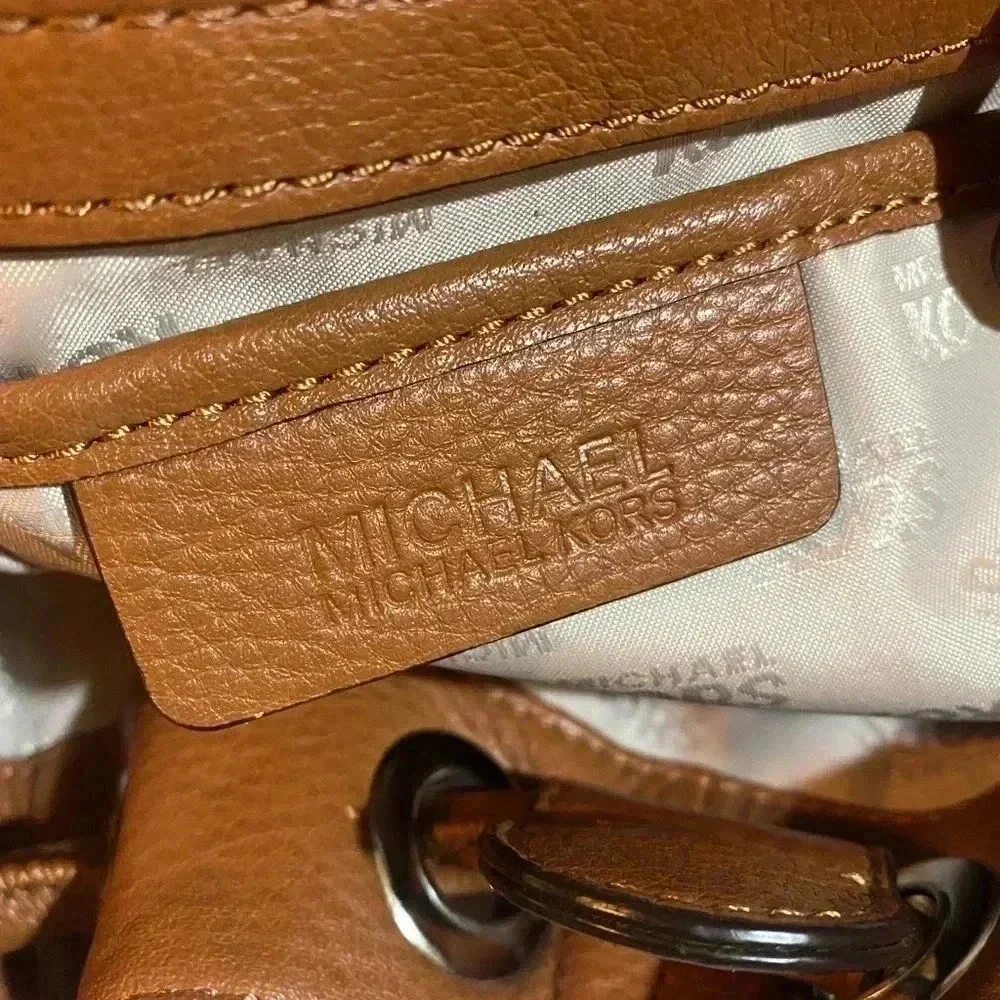 Michael kors brown leather satchel handbag